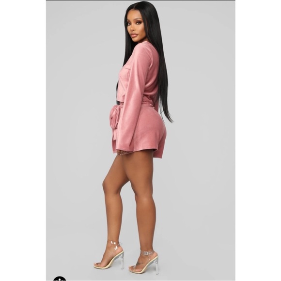 ◾️3/$25 Fashion Nova Coolin Corduroy Short Set - Picture 5 of 11